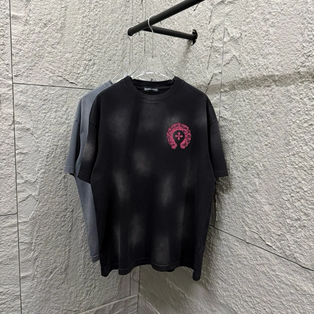 🅿️190 CH Crow Heart 2025 Summer New Style Heavy pickling with gradient distressing Chest logo Horseshoe print Customized fabric Short-sleeved T-shirt Unisex Size: S M L